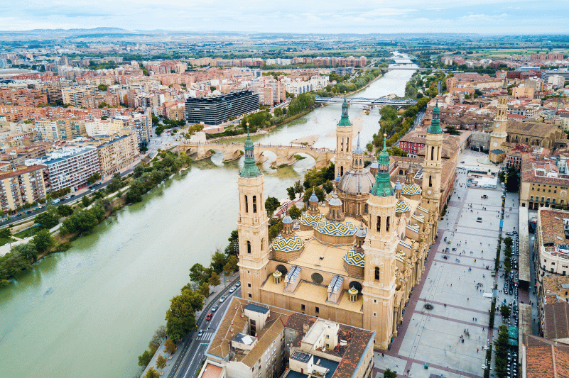 Beneficios invertir en propiedades en Zaragoza